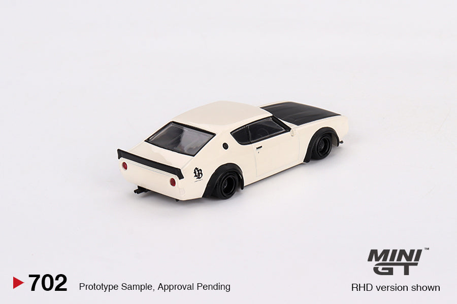 Mini GT 702 Nissan Skyline Kenmeri Liberty Walk White