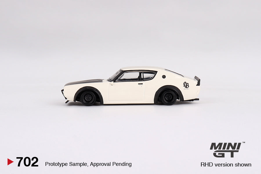 Mini GT 702 Nissan Skyline Kenmeri Liberty Walk White