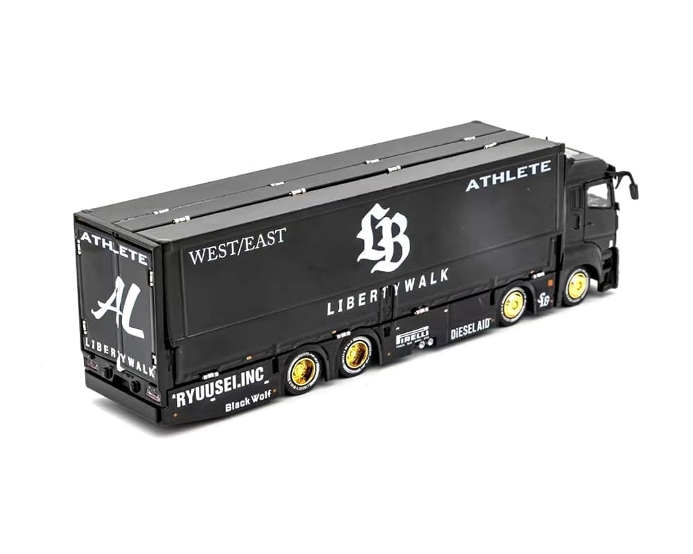 GCD 1:64 Liberty Walk LB-Trucks Mitsubishi Fuso Super Great Transporter Sakon Logix – Black 302